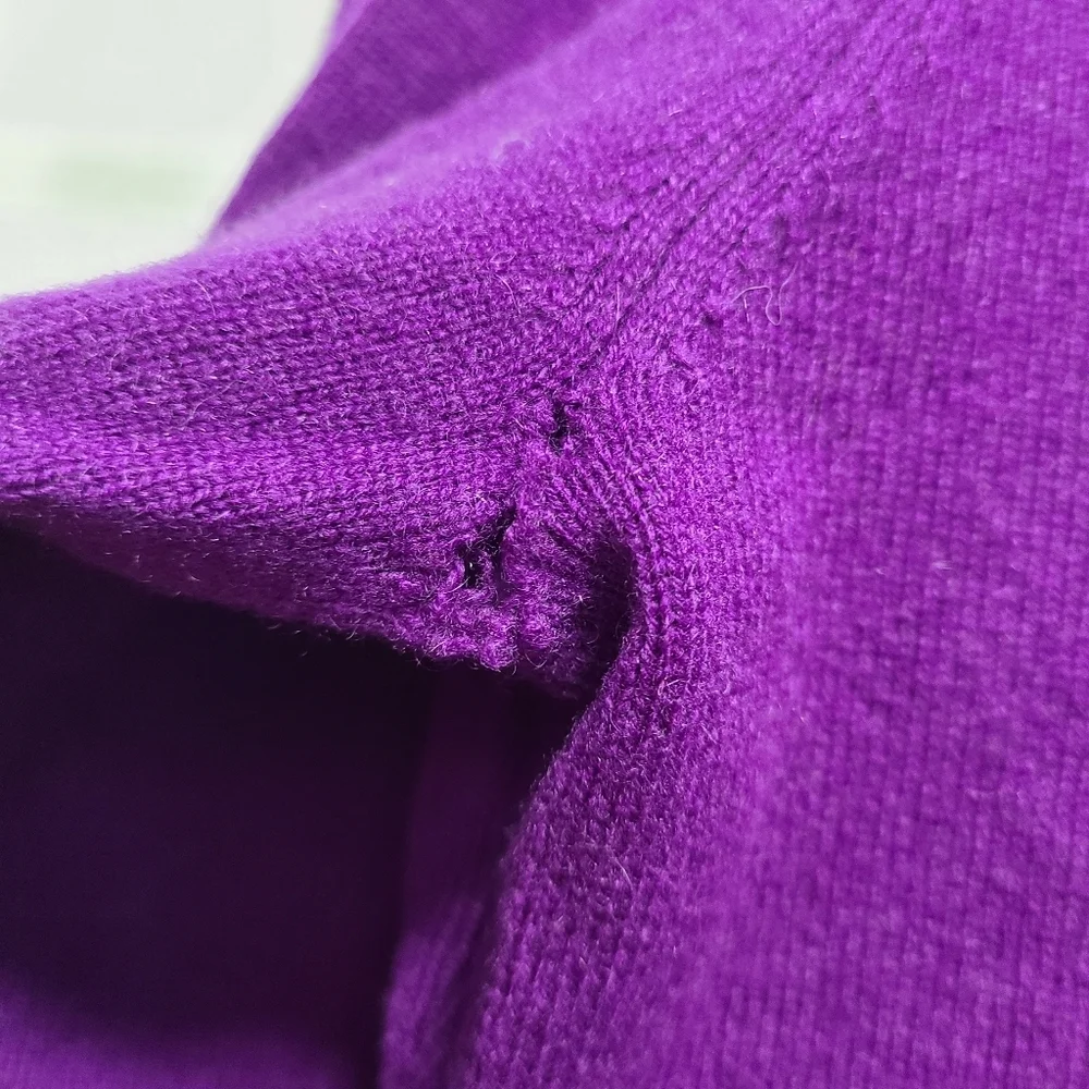Jones New York Cashmere Rich Purple‎ Cowl Neck Sweater M Flaw Hole In Pit